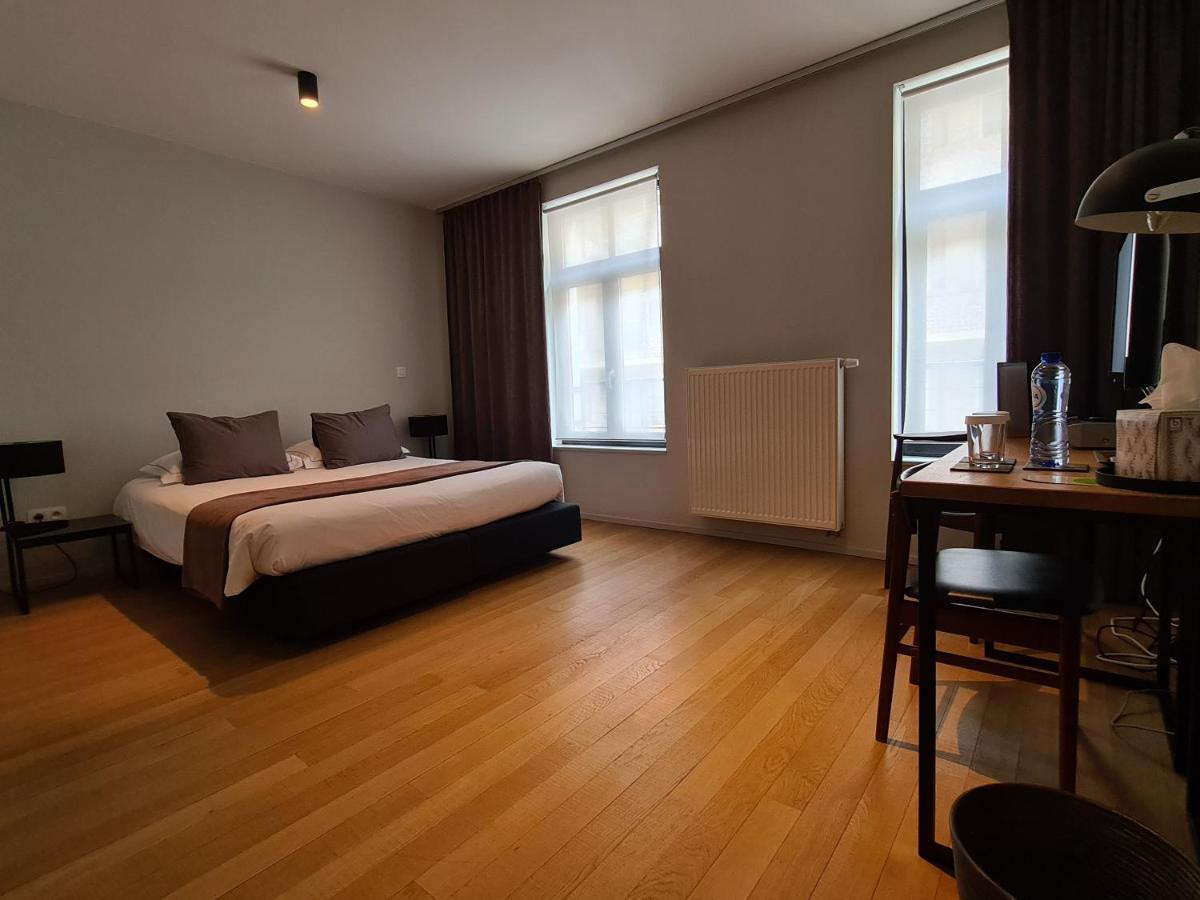 Etterbeek B&B A Cote Du Cinquantenaire المظهر الخارجي الصورة