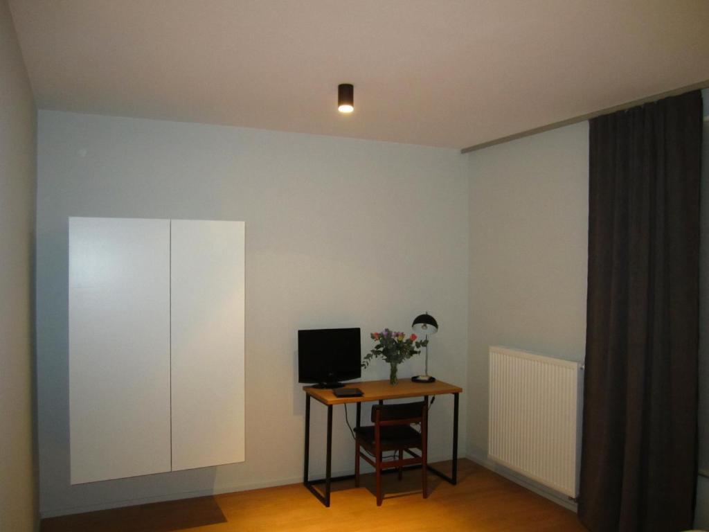 Etterbeek B&B A Cote Du Cinquantenaire الغرفة الصورة